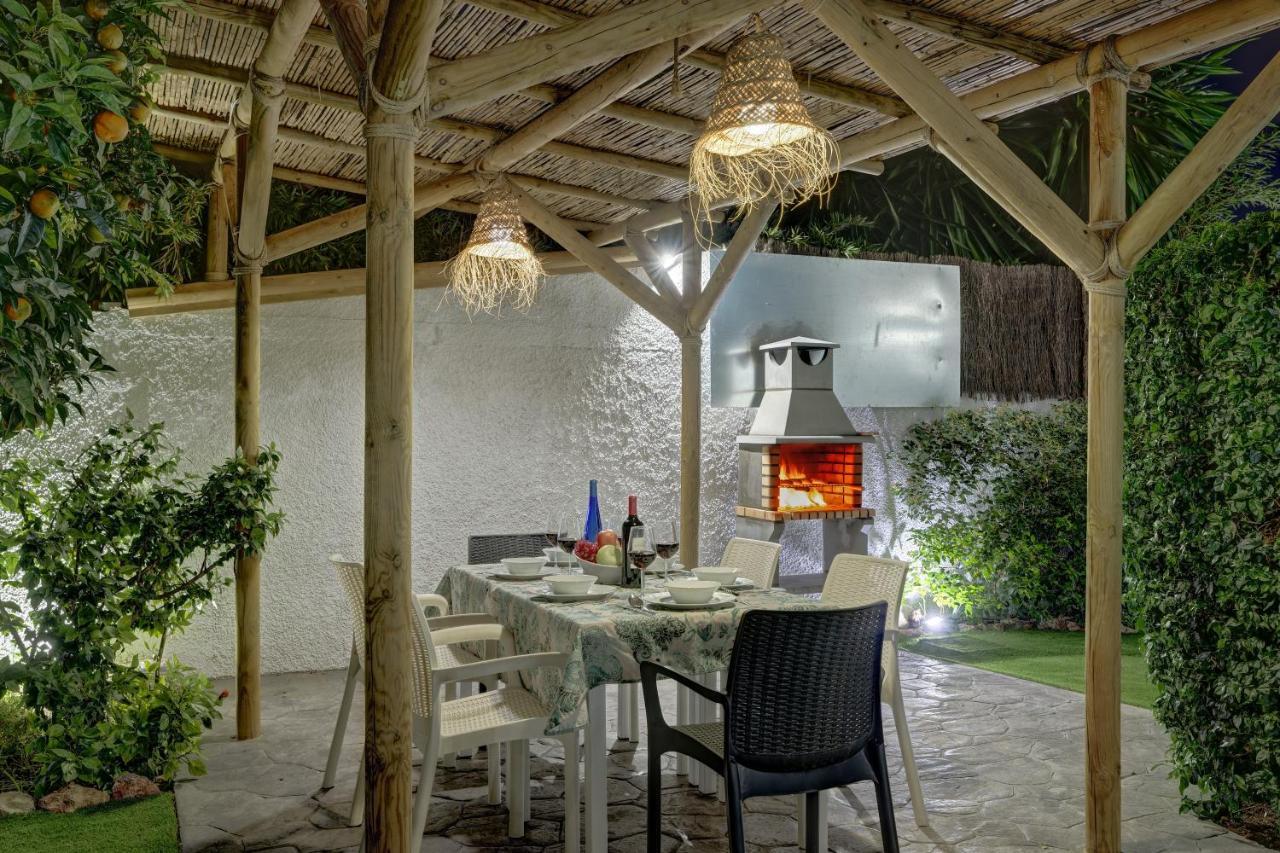 Villa Conchita By Seric,15' Walking To The Beach Torremolinos Buitenkant foto